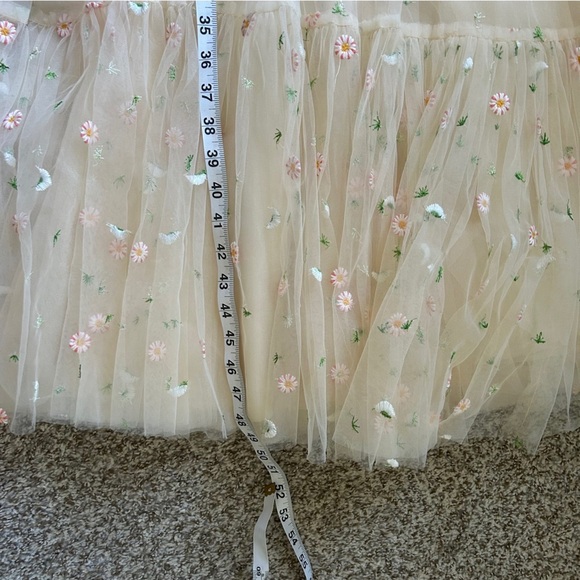 Ava Gowns Daisy Dress Tan Tulle Floral Whimsical Fairytale Princess Formal Large - Picture 10 of 12